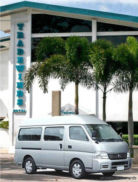 Tradewinds Hotel San Fernando Exterior foto